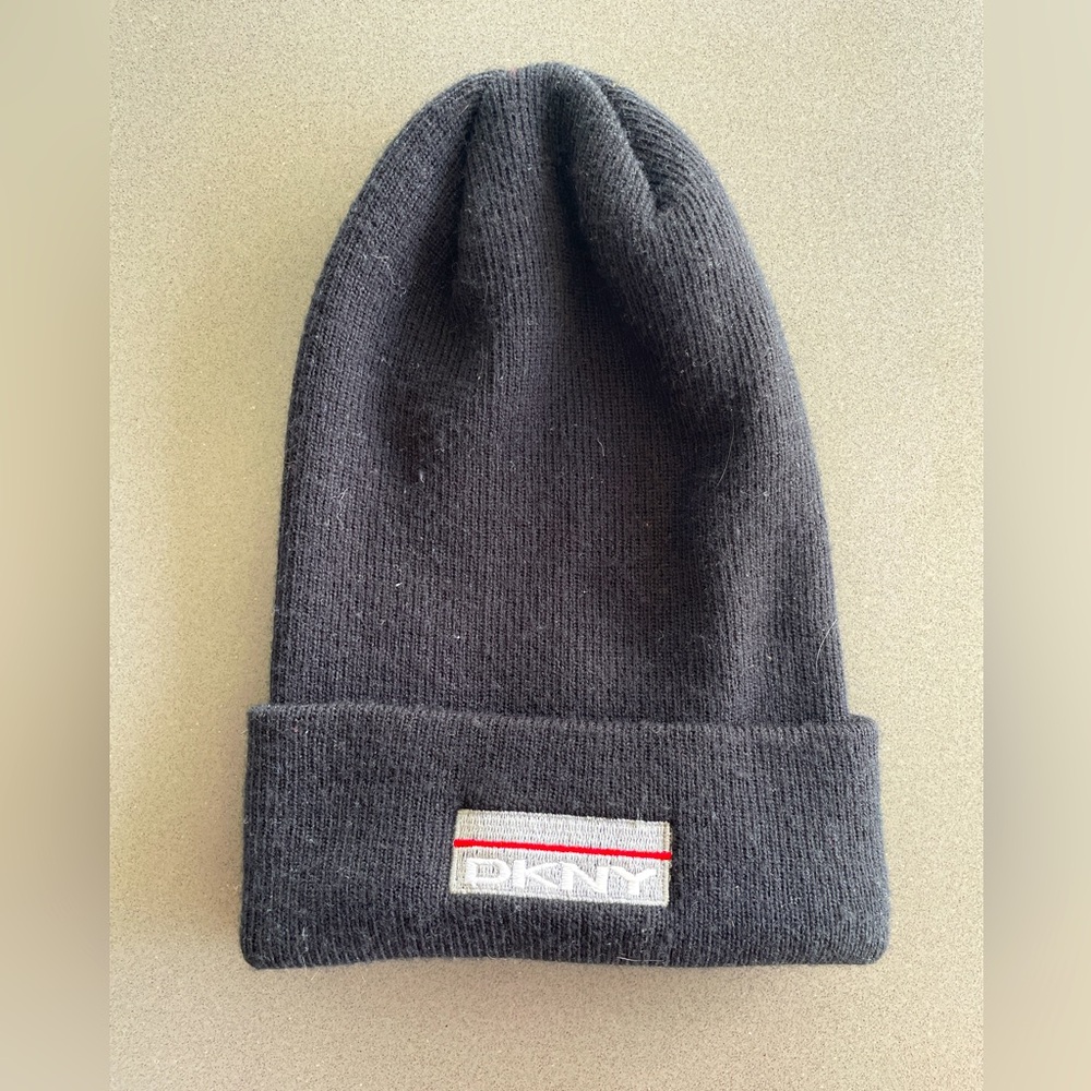 DKNY toque